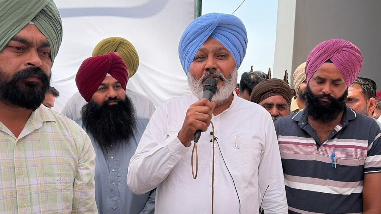 Punjab News: ਪੇਂਡੂ ਸੜਕੀ ਸੰਪਰਕ ਨੂੰ ਮਿਲਿਆ ਵੱਡਾ ਹੁਲਾਰਾ, ਵਿੱਤ ਮੰਤਰੀ ਹਰਪਾਲ ਸਿੰਘ ਚੀਮਾ ਨੇ ਦਿੜ੍ਹਬਾ, ਲਹਿਰਾਗਾਗਾ ਤੇ ਬਾਘਰੌਲ ਖੇਤਰਾਂ 'ਚ 18.76 ਕਰੋੜ ਰੁਪਏ ਤੋਂ ਵੱਧ ਦੇ ਸੜਕੀ ਪ੍ਰੋਜੈਕਟ ਕੀਤੇ ਲੋਕ ਅਰਪਣ ਅਤੇ ਰੱਖੇ ਨੀਂਹ ਪੱਥਰ