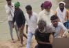 Faridkot News: ਰਾਜਸਥਾਨ ਨਹਿਰ ’ਚ ਡੁੱਬਦੀ ਔਰਤ ਨੂੰ ਡੇਰਾ ਸ਼ਰਧਾਲੂਆਂ ਨੇ ਬਾਹਰ ਕੱਢ ਬਚਾਈ ਜਾਨ