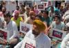Punjab Congress Protest: ਪੰਜਾਬ ਕਾਂਗਰਸ ਨੇ ਭਗਵੰਤ ਮਾਨ ਸਰਕਾਰ ਵਿਰੁੱਧ ਪ੍ਰਦਰਸ਼ਨ ਕੀਤਾ, ਰੋਜ਼ਾਨਾ ਮਜ਼ਦੂਰੀ ’ਚ ਵਾਧੇ ਦੀ ਮੰਗ 
