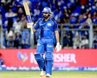 MI vs KKR: ਹਿਟਮੈਨ ਨੇ ਜੜੇ ‘ਪੰਜਾਹ’ ਅਰਧਸੈਂਕੜੇ, ਕੋਹਲੀ ਨੂੰ ਛੱਡਿਆ ਪਿੱਛੇ