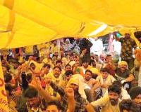 Apprenticeship Lineman Strike: ਅਪ੍ਰੈਟਸ਼ਿਪ ਨੌਜਵਾਨ ਅੱਤ ਦੀ ਗਰਮੀ ’ਚ ਪਾਵਰਕੌਮ ਦੇ ਗੇਟ ਅੱਗੇ ਅਜੇ ਵੀ ਡਟੇ ਹੋਏ