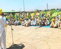 Farmers Protest Mandi: ਕਣਕ ਦੀ ਖਰੀਦ ਨਾ ਹੋਣ ਕਰਕੇ ਕਿਸਾਨਾਂ ਨੇ ਦਿੱਤਾ ਰੋਸ ਵਜੋਂ ਧਰਨਾ
