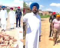 Punjab News: ਛੱਪੜ ’ਚ ਪਿੱਲੀਆਂ ਇੱਟਾਂ ਲਾਉਣ ’ਤੇ ਕੁਲਦੀਪ ਧਾਲੀਵਾਲ ਵੱਲੋਂ ਠੇਕੇਦਾਰ ’ਤੇ ਪਰਚਾ ਦਰਜ ਕਰਨ ਦੇ ਆਦੇਸ਼ 