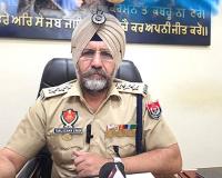 Video Viral: ਲੇਡੀ ਏਐਸਆਈ ਨੇ ਪੋਤਰੀ ਦੇ ਹੱਥ-ਪੈਰ ਬੰਨ੍ਹ ਕੇ ਗੇਟ ਨਾਲ ਬੰਨ੍ਹਿਆ, ਵੀਡੀਓ ਵਾਇਰਲ ਹੋਣ ‘ਤੇ ਸਸਪੈਂਡ