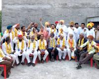 Akali Dal leaders join AAP: ਅਕਾਲੀ ਦਲ ਛੱਡ ਤੇ ਸਾਬਕਾ ਐਮਸੀ ਉਮੀਦਵਾਰ ਚੰਨਾ ਸੰਧੂ 25 ਪਰਿਵਾਰਾਂ ਸਮੇਤ 'ਆਪ' 'ਚ ਸ਼ਾਮਲ