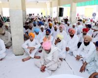 Malout News: ਸੱਚਖੰਡਵਾਸੀ ਗੁਰਜੰਟ ਸਿੰਘ ਨਮਿਤ ਅੰਤਿਮ ਅਰਦਾਸ ਮੌਕੇ ਭਾਰੀ ਗਿਣਤੀ ’ਚ ਨਾਮਵਰ ਸਖਸ਼ੀਅਤਾਂ ਤੇ ਸਾਧ-ਸੰਗਤ ਨੇ ਦਿੱਤੀ ਅੰਤਿਮ ਸ਼ਰਧਾਂਜਲੀ
