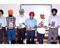 Punjabi Literature: ਪ੍ਰੋ. ਗੁਰਭਜਨ ਸਿੰਘ ਗਿੱਲ ਦੀ ਰੁਬਾਈ ਪੁਸਤਕ ‘ਸੰਧੂਰਦਾਨੀ’ ਲੋਕ ਅਰਪਣ