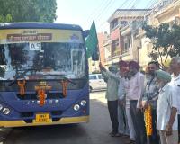 Punjab Free Pilgrimage Scheme: ਡਾ. ਸੰਨੀ ਸਿੰਘ ਆਹਲੂਵਾਲੀਆ ਨੇ ‘ਮੁੱਖ ਮੰਤਰੀ ਤੀਰਥ ਯਾਤਰਾ ਯੋਜਨਾ’ ਤਹਿਤ ਦੋ ਬੱਸਾਂ ਨੂੰ ਦਿਖਾਈ ਹਰੀ ਝੰਡੀ
