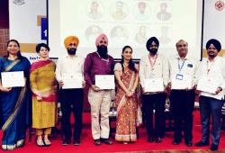 Punjab Education Department News: ਮਿਸ਼ਨ ਸਮਰੱਥ ’ਚ ਵਿਸ਼ੇਸ਼ ਯੋਗਦਾਨ ਲਈ ਸਿੱਖਿਆ ਵਿਭਾਗ ਵੱਲੋਂ ਅਧਿਆਪਕ ਸਤਵੀਰ ਸਿੰਘ ਸਨਮਾਨਿਤ      