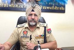 Video Viral: ਲੇਡੀ ਏਐਸਆਈ ਨੇ ਪੋਤਰੀ ਦੇ ਹੱਥ-ਪੈਰ ਬੰਨ੍ਹ ਕੇ ਗੇਟ ਨਾਲ ਬੰਨ੍ਹਿਆ, ਵੀਡੀਓ ਵਾਇਰਲ ਹੋਣ ‘ਤੇ ਸਸਪੈਂਡ