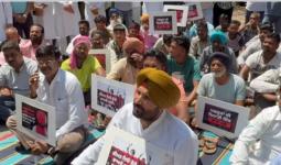 Punjab Congress Protest: ਪੰਜਾਬ ਕਾਂਗਰਸ ਨੇ ਭਗਵੰਤ ਮਾਨ ਸਰਕਾਰ ਵਿਰੁੱਧ ਪ੍ਰਦਰਸ਼ਨ ਕੀਤਾ, ਰੋਜ਼ਾਨਾ ਮਜ਼ਦੂਰੀ ’ਚ ਵਾਧੇ ਦੀ ਮੰਗ 