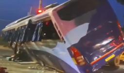 Road Accident Punjab: ਜ਼ੀਰਕਪੁਰ 'ਚ ਨਿੱਜੀ ਬੱਸ ਅਤੇ ਟਰੱਕ ਵਿਚਾਲੇ ਟੱਕਰ, 20 ਤੋਂ ਵੱਧ ਯਾਤਰੀ ਜ਼ਖ਼ਮੀ
