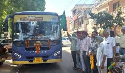 Punjab Free Pilgrimage Scheme: ਡਾ. ਸੰਨੀ ਸਿੰਘ ਆਹਲੂਵਾਲੀਆ ਨੇ ‘ਮੁੱਖ ਮੰਤਰੀ ਤੀਰਥ ਯਾਤਰਾ ਯੋਜਨਾ’ ਤਹਿਤ ਦੋ ਬੱਸਾਂ ਨੂੰ ਦਿਖਾਈ ਹਰੀ ਝੰਡੀ