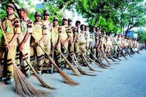 ਸਫ਼ਾਈ ਮਹਾਂ ਅਭਿਆਨ ਲਈ ਤਿਆਰ ‘ਇੰਸਾਂ’