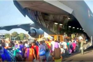 ਕਤਰ ‘ਚ ਫਸੇ ਆਪਣੇ ਲੋਕਾਂ ਨੂੰ ਏਅਰਲਿਫ਼ਟ ਕਰੇਗਾ ਭਾਰਤ