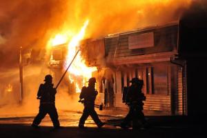 ਮਾਲ ‘ਚ ਲੱਗੀ ਭਿਆਨਕ ਅੱਗ, ਟਲਿਆ ਵੱਡਾ ਹਾਦਸਾ