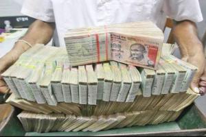 ਸਾਲ ਭਰ ‘ਚ 562 ਕਰੋੜ ਦੀ ਬਲੈਕਮਨੀ ਜ਼ਬਤ : ਰਿਪੋਰਟ