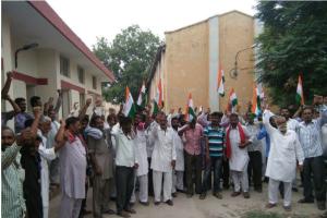 ਸਪੈਸ਼ਲ ਨੂੰ ਲੈ ਕੇ ਜਲਾਲਾਬਾਦ ‘ਚ ਭਾਰੀ ਤਣਾਅ