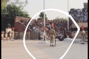 ਰੀਟ੍ਰੀਟ ਸੈਰੇਮਨੀ:ਪੈਰ ਤਿਲਕ ਜਾਣ ਕਾਰਨ ਡਿੱਗਿਆ ਪਾਕਿ ਰੇਂਜਰ 