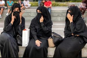 ਤਿੰਨ ਤਲਾਕ ਗੈਰ ਕਾਨੂੰਨੀ, ਸਰਕਾਰ ਬਣਾਏ ਕਾਨੂੰਨ: ਸੁਪਰੀਮ ਕੋਰਟ