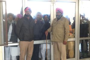 ਬਾਘਾਪੁਰਾਣਾ ‘ਚ ਨਾਮਜ਼ਦਗੀ ਭਰ ਰਹੇ ਅਕਾਲੀ ਉਮੀਦਵਾਰਾਂ ਦੀ ਕੁੱਟਮਾਰ