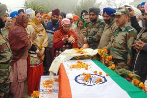 ਸ਼ਹੀਦ ਜਗਸੀਰ ਸਿੰਘ ਨੂੰ ਹਜ਼ਾਰਾਂ ਨਮ ਅੱਖਾਂ ਨਾਲ ਦਿੱਤੀ ਅੰਤਿਮ ਵਿਦਾਈ