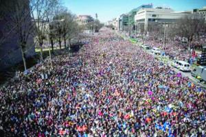 ਅਮਰੀਕਾ ‘ਚ ਬੰਦੂਕ ਸੱਭਿਆਚਾਰ ਖਿਲਾਫ਼ ਪ੍ਰਦਰਸ਼ਨ