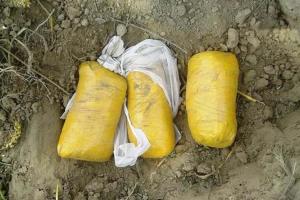 ਐਸਟੀਐਫ ਤੋਂ ਪਹਿਲਾਂ ਬੀਐਸਐਫ ਦੇ ਹੱਥ ਲੱਗੀ ਤਿੰਨ ਪੈਕਟ ਹੈਰੋਇਨ, ਮਾਮਲਾ ਦਰਜ