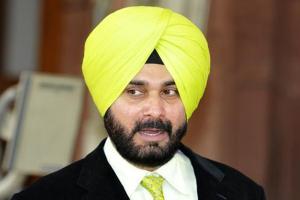 ‘ਹੇਠੀ’ ਦੀ ਗੁਗਲੀ ਤੋਂ ਸਿੱਧੂ ਕਲੀਨ ਬੋਲਡ!