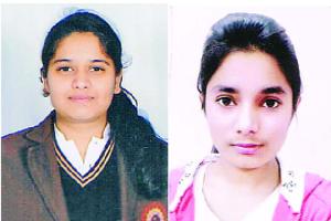ਸ਼ਾਹ ਸਤਿਨਾਮ ਜੀ ਗਰਲਜ਼ ਸਕੂਲ, ਸਰਸਾ ਦੀਆਂ ਦੋ ਵਿਦਿਆਰਥਣਾਂ ਨੇ ਲਹਿਰਾਇਆ ਝੰਡਾ 