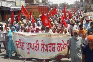 ਪੰਚਾਇਤੀ ਜ਼ਮੀਨ ‘ਚ ਰਿਜ਼ਰਵ ਕੋਟੇ ਸਬੰਧੀ ਹਜ਼ਾਰਾਂ ਦਲਿਤਾਂ ਨੇ ਕੀਤਾ ਰੋਸ ਪ੍ਰਦਰਸ਼ਨ