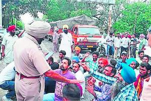 ਨਸ਼ਾ ਤਸਕਰਾਂ ਵਿਰੁੱਧ ਲੋਕ ਹੋਏ ਲਾਮਬੰਦ