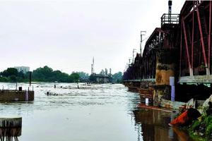 ਦਿੱਲੀ ‘ਚ ਯਮੁਨਾ ਖਤਰੇ ਦੇ ਨਿਸ਼ਾਨ ਤੋਂ ਪਾਰ