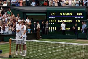 ਵਿੰਬਲਡਨ ‘ਚ ਇਤਿਹਾਸਕ ਮੈਚ : ਮੈਰਾਥਨ ਮੈਨ ਇਸਨਰ ਨੂੰ ਸਾਢੇ ਛੇ ਘੰਟੇ ‘ਚ ਹਰਾ ਐਂਡਰਸਨ ਫਾਈਨਲ ‘ਚ