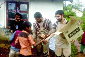 ਰਾਹਤ ਤੇ ਬਚਾਅ ਮੁਹਿੰਮ ‘ਚ ਜੁਟੇ ਹਜ਼ਾਰਾਂ ਸੇਵਾਦਾਰ