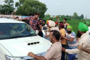 ਸਸਕਾਰ ‘ਤੇ ਵੀ ਨਾ ਟਲੇ ਖਹਿਰਾ ਹਮਾਇਤੀ, ਭਗਵੰਤ ਮਾਨ ਦਾ ਕੀਤਾ ਘਿਰਾਓ