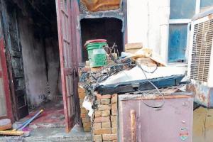 ਮਕਾਨ ‘ਚ ਲੱਗੀ ਅੱਗ ਨਾਲ ਨਗਦੀ ਤੇ ਸਮਾਨ ਸੜਿਆ