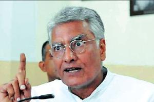 ਅਮਰਿੰਦਰ ਸਰਕਾਰ ਤੋਂ ਖੁਸ਼ ਨਹੀਂ ਜਾਖੜ, ਰੱਜ ਕੇ ਕੋਸਿਆ ਆਪਣੀ ਹੀ ਸਰਕਾਰ ਨੂੰ