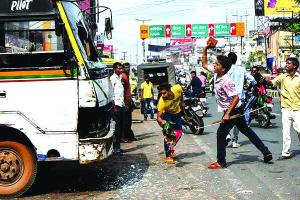 ਤੇਲ ਕੀਮਤਾਂ ‘ਚ ਵਾਧੇ ਖਿਲਾਫ਼ ਦੇਸ਼ ਭਰ ‘ਚ ਵਿਰੋਧ, ਅਰਥੀ ਫੂਕ ਮੁਜ਼ਾਹਰੇ