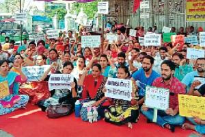 ਨਿਯੁਕਤੀ ਪੱਤਰ ਲੈਣ ਵਾਲੇ 450 ਅਧਿਆਪਕਾਂ ਨੂੰ ਕਰਾਰ ਦਿੱਤਾ ਗੱਦਾਰ