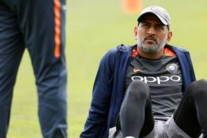 ਧੋਨੀ ਟੀ-20 ਟੀਮ ਤੇ ਆਸਟਰੇਲੀਆ ਦੌਰੇ ਤੋਂ ਬਾਹਰ