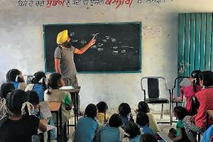 ਐੱਮਏ ਬੀਐੱਡ ਨੌਜਵਾਨ, ਨਹੀਂ ਕੋਈ ਪੱਕਾ ਰੁਜ਼ਗਾਰ ਪਰ ਪੰਜਾਬੀ ਭਾਸ਼ਾ ਦਾ ਕਰ ਰਿਹੈ ਪ੍ਰਚਾਰ