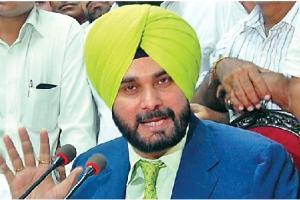 ਅਮਰਿੰਦਰ ਕਰ ਰਹੇ ਮਿਲਣ ਦੀ ਤਿਆਰੀ ਤੇ ਨਵਜੋਤ ਸਿੱਧੂ ਨੇ ਲਿਖੀ ਰਾਜਨਾਥ ਨੂੰ ਚਿੱਠੀ