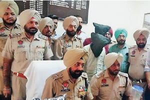 ਪੈਟਰੋਲ ਪੰਪ ਦੇ ਕਰਿੰਦੇ ਤੋਂ ਲੱਖਾਂ ਦੀ ਨਗਦੀ ਖੋਹਣ ਦੇ ਮਾਮਲੇ ‘ਚ ਦੋ ਕਾਬੂ