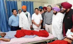 ਕੈਪਟਨ ਅਮਰਿੰਦਰ ਸਿੰਘ  ਨੇ ਰੇਲ ਹਾਦਸੇ  ਦੇ ਜਖ਼ਮੀਆਂ ਨਾਲ ਕੀਤੀ ਮੁਲਾਕਾਤ