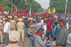 ਮੋਤੀ ਮਹਿਲਾਂ ਵੱਲ ਵਧਣ ਮੌਕੇ ਸਫਾਈ ਸੇਵਕਾਂ ਦੀ ਹੋਈ ਪੁਲਿਸ ਨਾਲ ਧੱਕਾ-ਮੁੱਕੀ