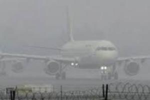 ਸ੍ਰੀਨਗਰ ਹਵਾਈ ਅੱਡੇ ‘ਤੇ ਜਹਾਜ਼ ਆਵਾਜਾਈ ‘ਚ ਅੜਿੱਕਾ