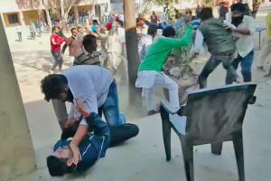 ਫਾਈਲਾਂ ਜਮ੍ਹਾ ਕਰਾਉਣ ਆਏ ਉਮੀਦਵਾਰਾਂ ਦੀ ਕੁੱਟਮਾਰ, ਫਾਈਲਾਂ ਪਾੜੀਆਂ