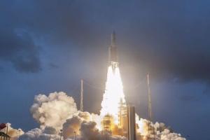 ਦੇਸ਼ ਦਾ ਸਭ ਤੋਂ ਵਜਨੀ ਉਪਗ੍ਰਹਿ ਜੀਸੈਟ-11 ਸਫਲਤਾਪੂਰਵਕ ਲਾਂਚ