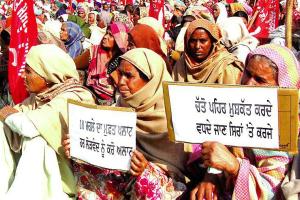 ਕਰਜ਼ਿਆਂ ਦੇ ਝੋਕੇ ਸਹਾਰੇ ਬਲਦੇ ਹਨ ਖੇਤ ਮਜ਼ਦੂਰਾਂ ਦੇ ਘਰਾਂ ‘ਚ ਚੁੱਲ੍ਹੇ